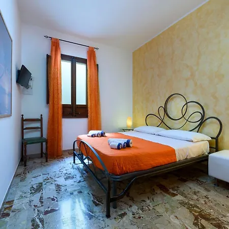 I Tre Golfi - A 300 Mt Dal Mare Apartment
