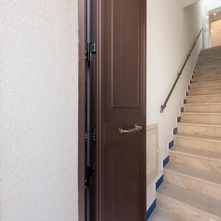 I Tre Golfi - A 300 Mt Dal Mare Apartment *